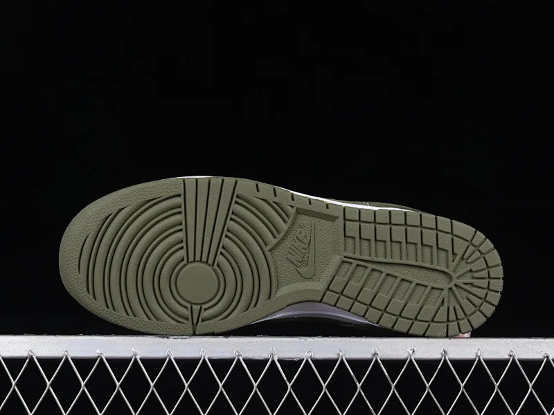 All categories Nk SB Dunk series Nk SB Dunk Low low-top sneakers M version pure original Nk Dunk Low olive green SB smashed backboard fashion casual sneakers DD1503-120
